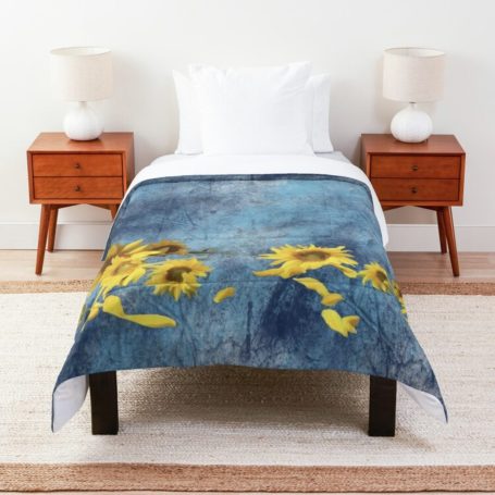 Duvet cover with painted sunflowers